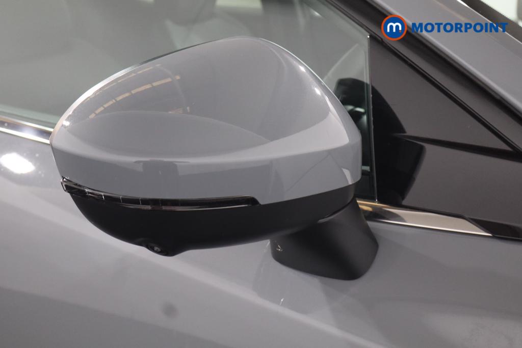 Nissan Qashqai N-Connecta Automatic Petrol SUV - Stock Number (1569875) - 21st supplementary image