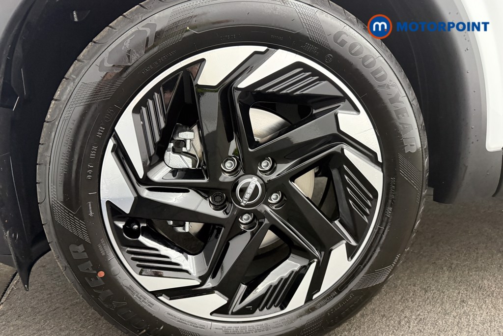 Nissan Qashqai N-Connecta Automatic Petrol SUV - Stock Number (1569893) - 12th supplementary image