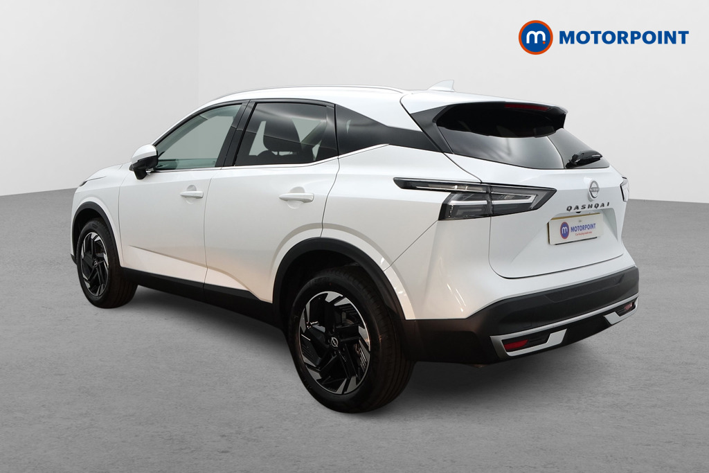 Nissan Qashqai N-Connecta Automatic Petrol SUV - Stock Number (1569893) - Passenger side rear corner
