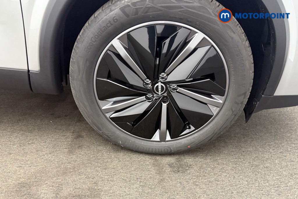 Nissan Qashqai Tekna Automatic Petrol SUV - Stock Number (1569917) - 17th supplementary image