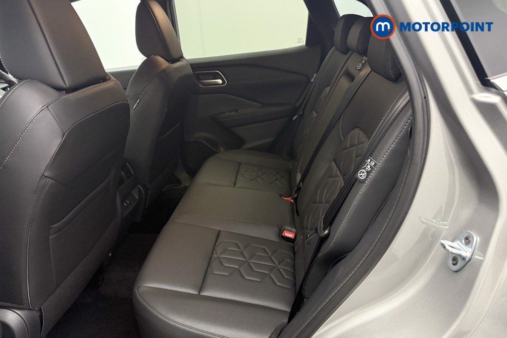 Nissan Qashqai Tekna Automatic Petrol SUV - Stock Number (1569917) - 1st supplementary image