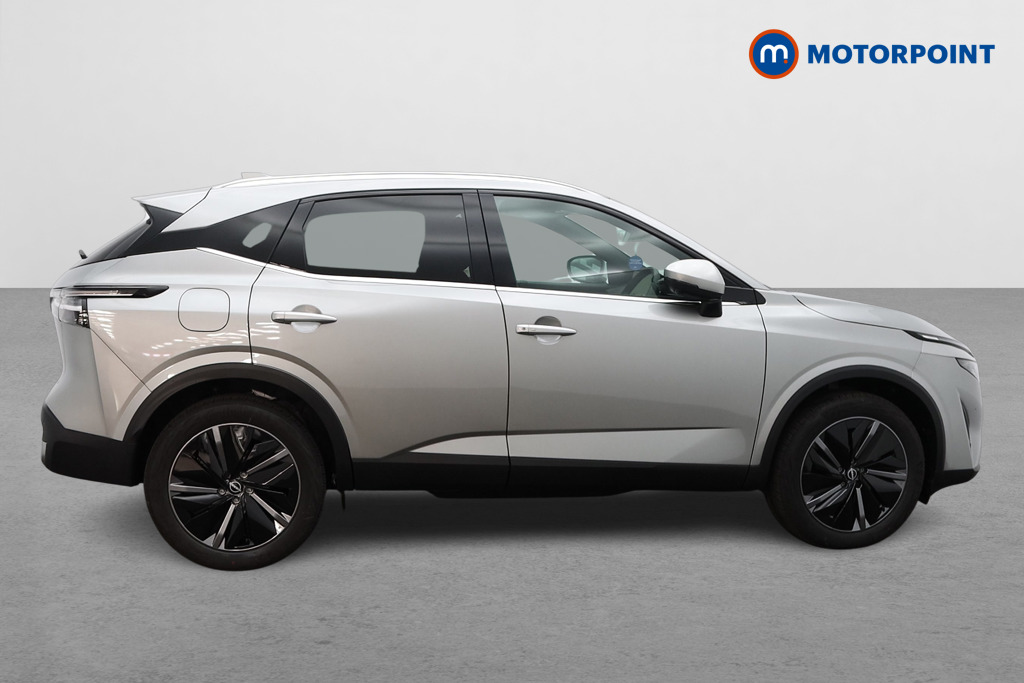 Nissan Qashqai Tekna Automatic Petrol SUV - Stock Number (1569917) - Drivers side