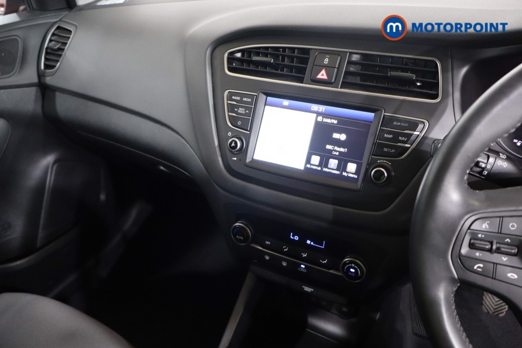 Hyundai I20 Premium Nav Manual Petrol Hatchback - Stock Number (1570035) - 3rd supplementary image