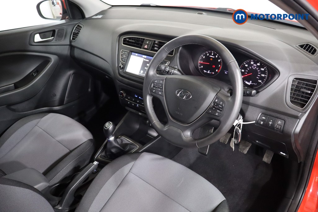 Hyundai I20 Premium Nav Manual Petrol Hatchback - Stock Number (1570035) - 1st supplementary image