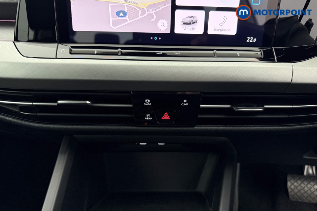 Volkswagen Golf Life Automatic Diesel Hatchback - Stock Number (1570132) - 12th supplementary image