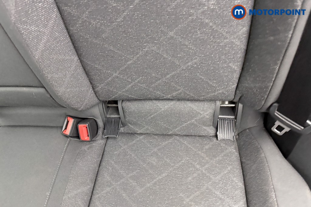 Volkswagen Golf Life Automatic Diesel Hatchback - Stock Number (1570132) - 24th supplementary image