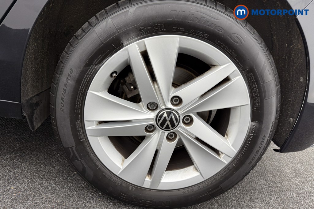 Volkswagen Golf Life Automatic Diesel Hatchback - Stock Number (1570132) - 30th supplementary image