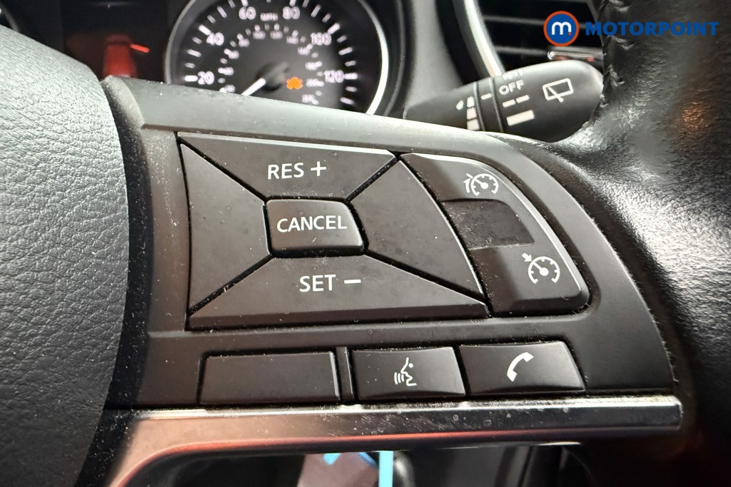 Nissan Qashqai Acenta Premium Automatic Petrol SUV - Stock Number (1570270) - 5th supplementary image