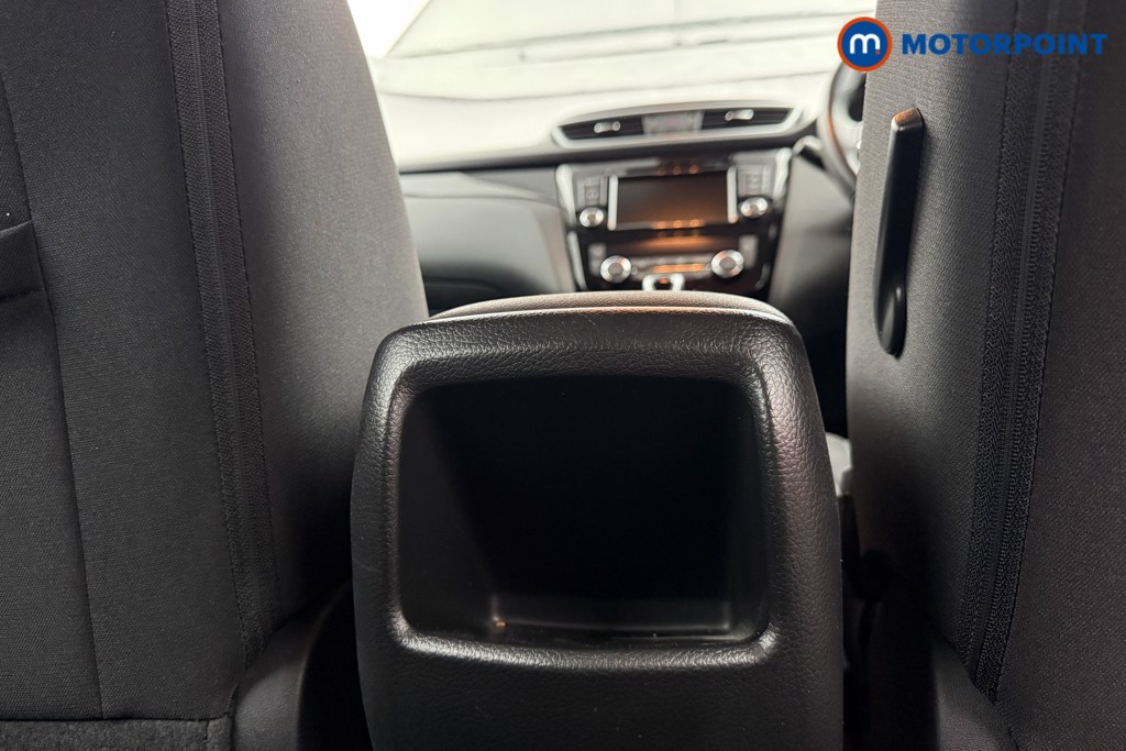 Nissan Qashqai Acenta Premium Automatic Petrol SUV - Stock Number (1570270) - 27th supplementary image