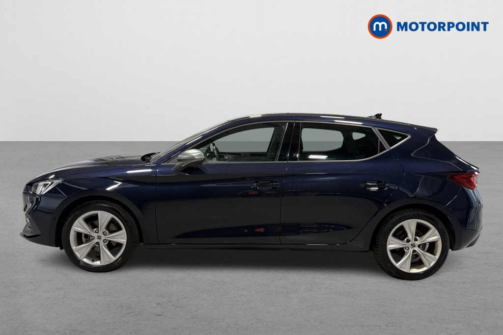Seat Leon FR Manual Petrol Hatchback - Stock Number (1570640) - Passenger side