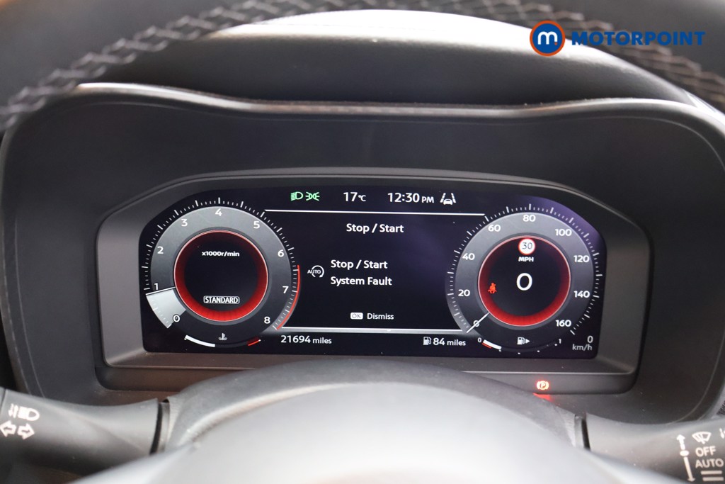 Nissan Juke N-Connecta Manual Petrol SUV - Stock Number (1570862) - 4th supplementary image