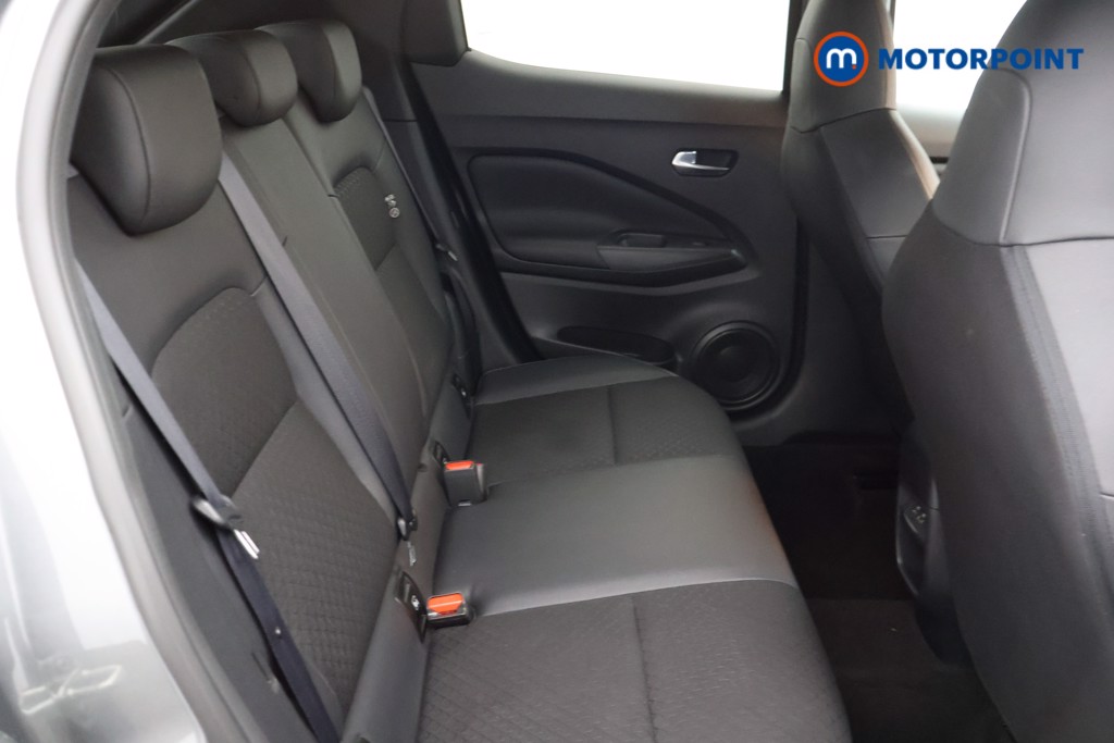 Nissan Juke N-Connecta Manual Petrol SUV - Stock Number (1570862) - 12th supplementary image