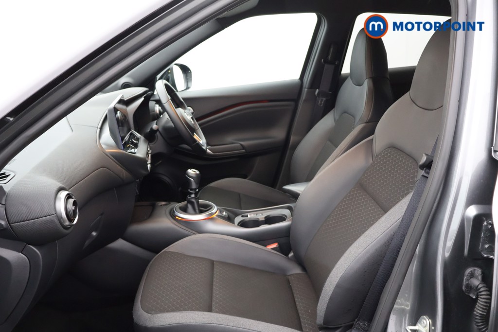 Nissan Juke N-Connecta Manual Petrol SUV - Stock Number (1570862) - 14th supplementary image