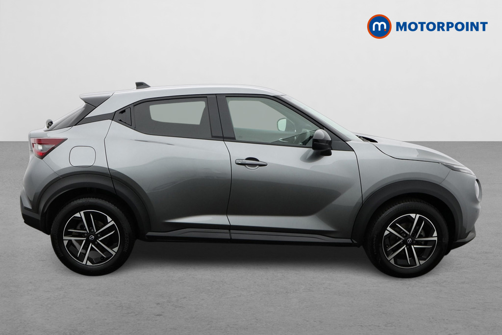 Nissan Juke N-Connecta Manual Petrol SUV - Stock Number (1570862) - Drivers side