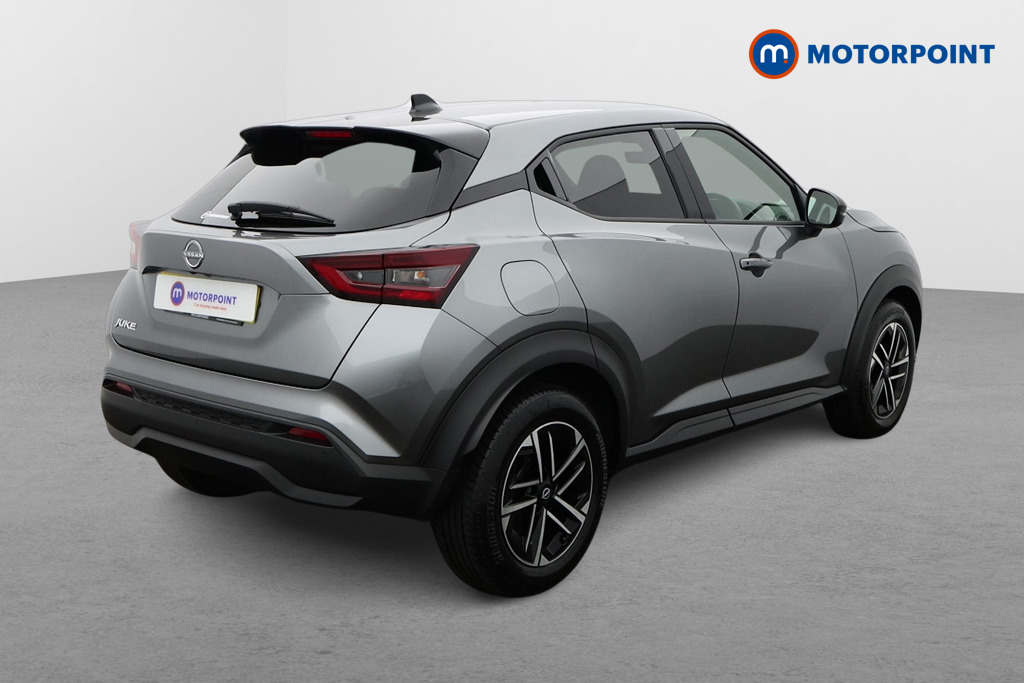 Nissan Juke N-Connecta Manual Petrol SUV - Stock Number (1570862) - Drivers side rear corner