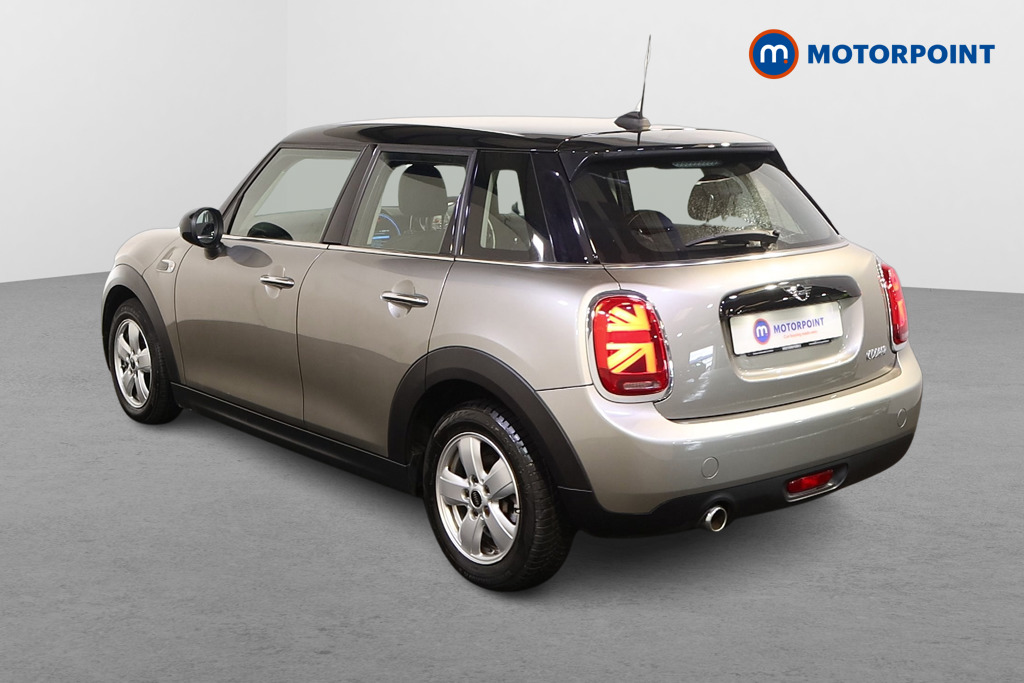 Mini Hatchback Cooper Classic Manual Petrol Hatchback - Stock Number (1571916) - Passenger side rear corner