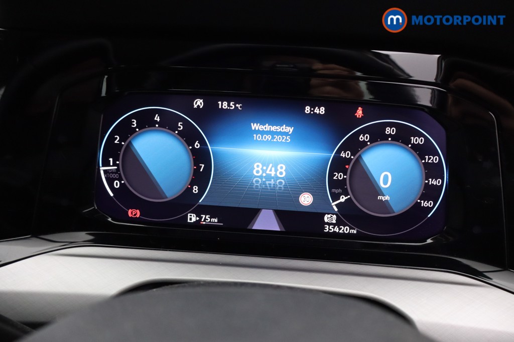 Volkswagen Golf Life Manual Petrol Hatchback - Stock Number (1572216) - 5th supplementary image