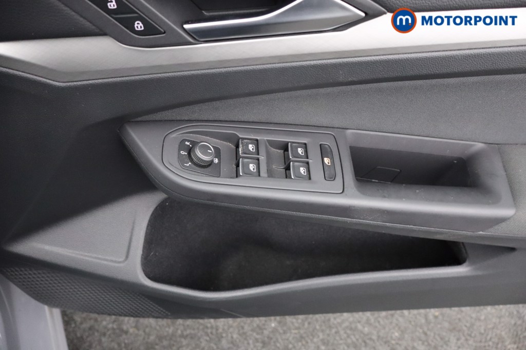 Volkswagen Golf Life Manual Petrol Hatchback - Stock Number (1572216) - 17th supplementary image