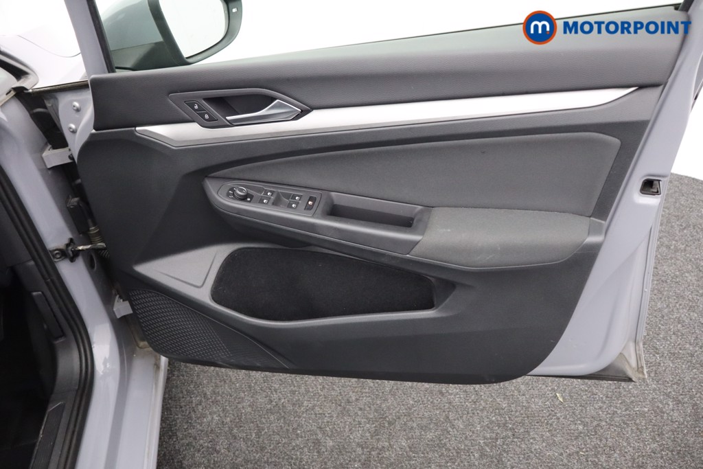 Volkswagen Golf Life Manual Petrol Hatchback - Stock Number (1572216) - 18th supplementary image