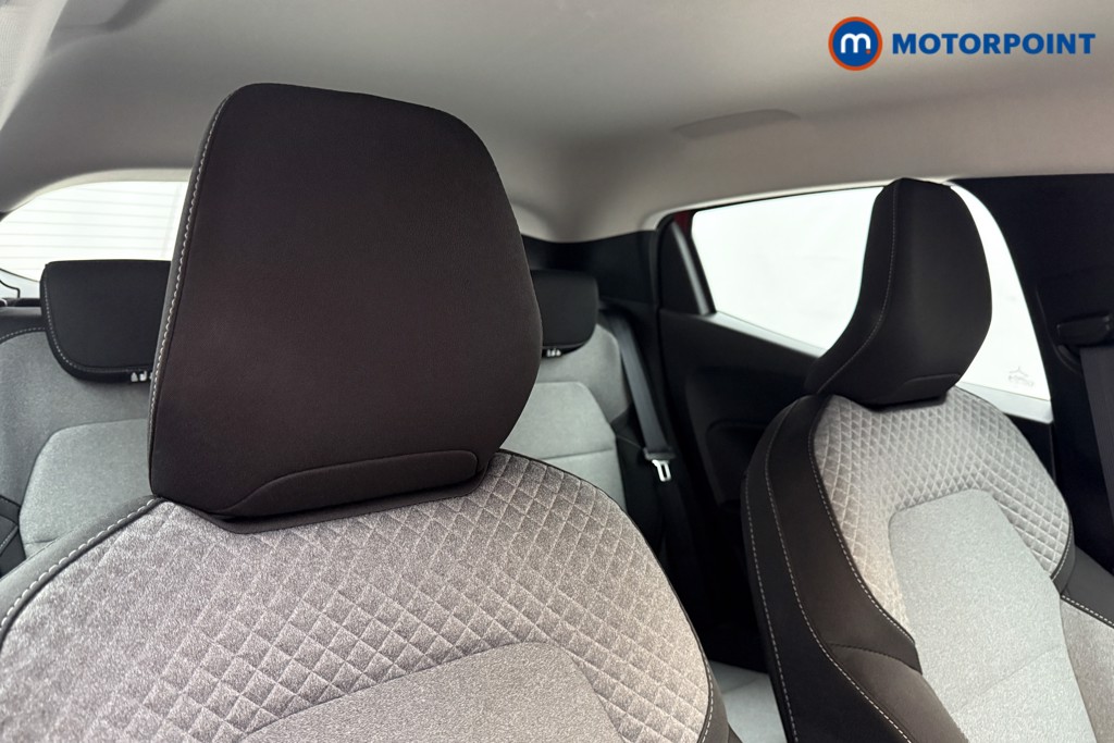 Renault Clio Evolution Manual Petrol Hatchback - Stock Number (1572593) - 18th supplementary image