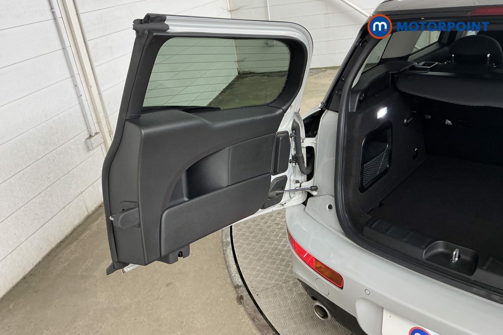 Mini Clubman Cooper S Classic Automatic Petrol Estate - Stock Number (1572997) - 4th supplementary image