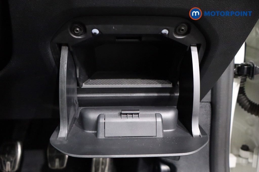 BMW 1 Series M Sport Manual Petrol Hatchback - Stock Number (1573022) - 25th supplementary image