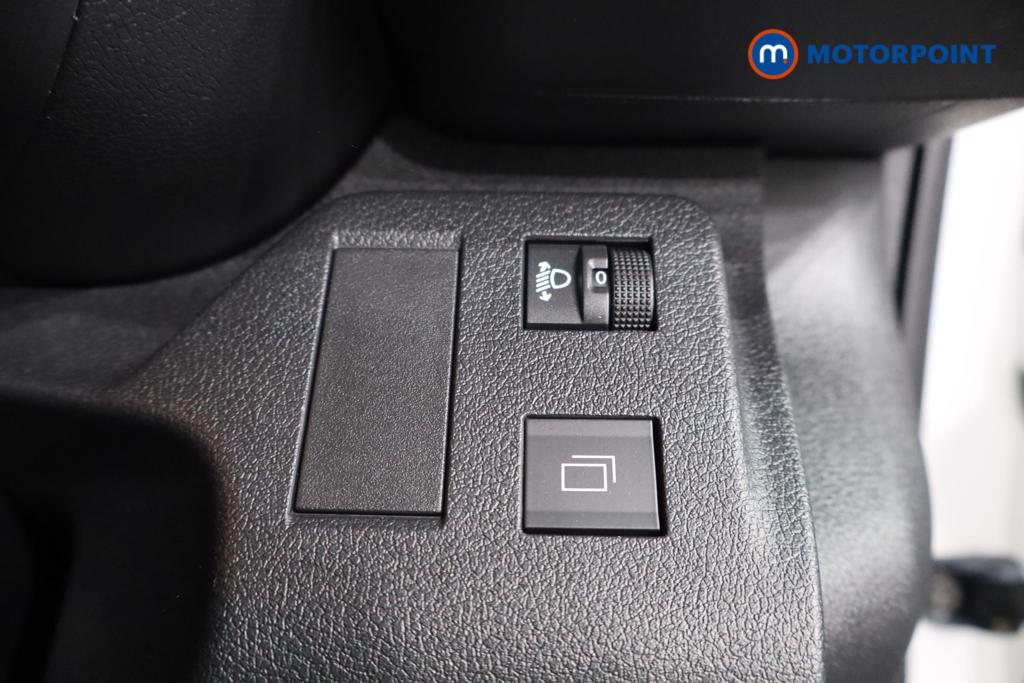 Vauxhall Combo Cargo Prime Manual Diesel Panel Van - Stock Number (1573230) - 12th supplementary image