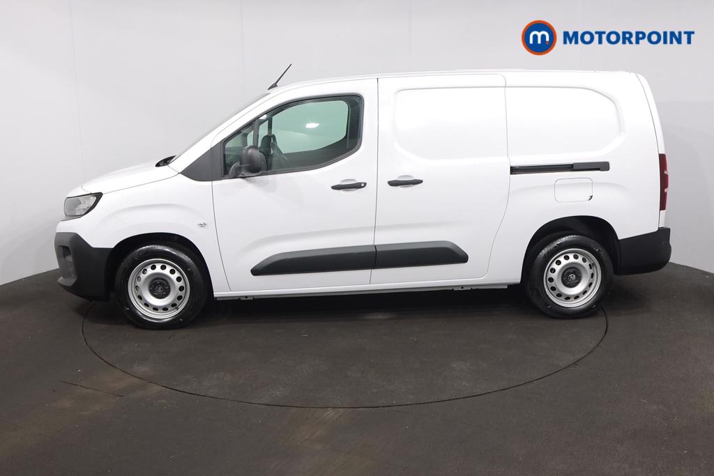 Vauxhall Combo Cargo Prime Manual Diesel Panel Van - Stock Number (1573230) - Passenger side