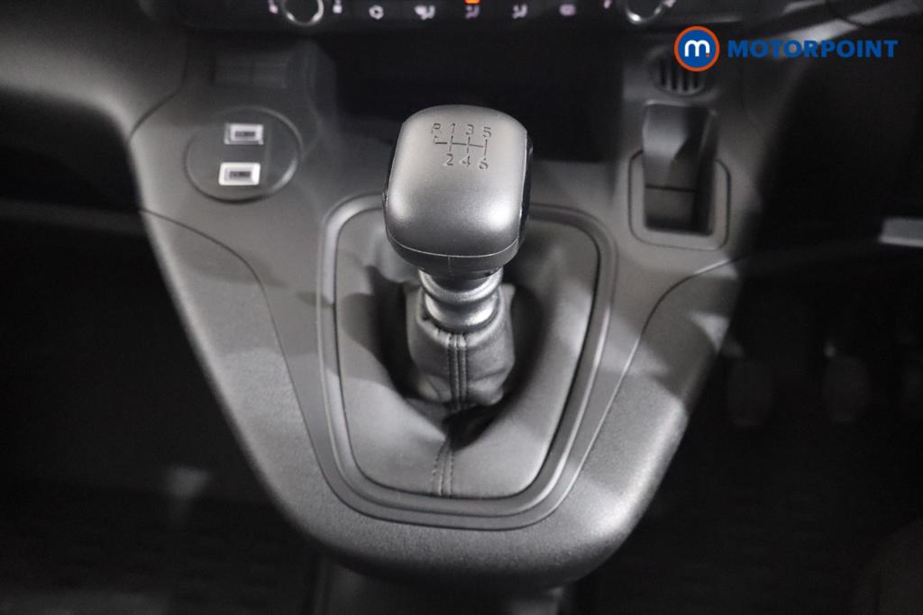 Vauxhall Combo Cargo Prime Manual Diesel Panel Van - Stock Number (1573242) - 3rd supplementary image