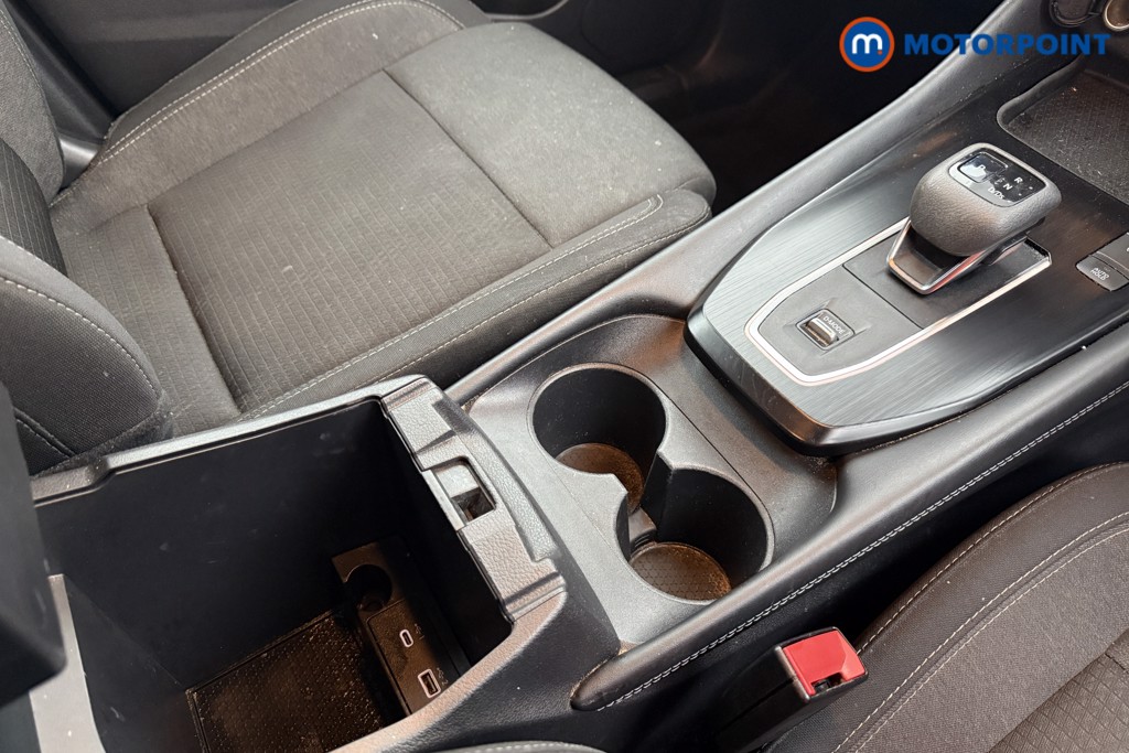 Nissan Qashqai N-Connecta Automatic Petrol SUV - Stock Number (1573529) - 15th supplementary image