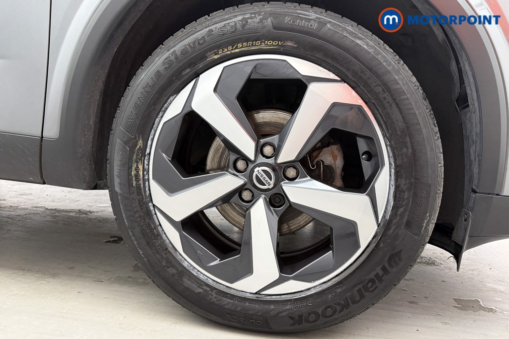 Nissan Qashqai N-Connecta Automatic Petrol SUV - Stock Number (1573529) - 32nd supplementary image