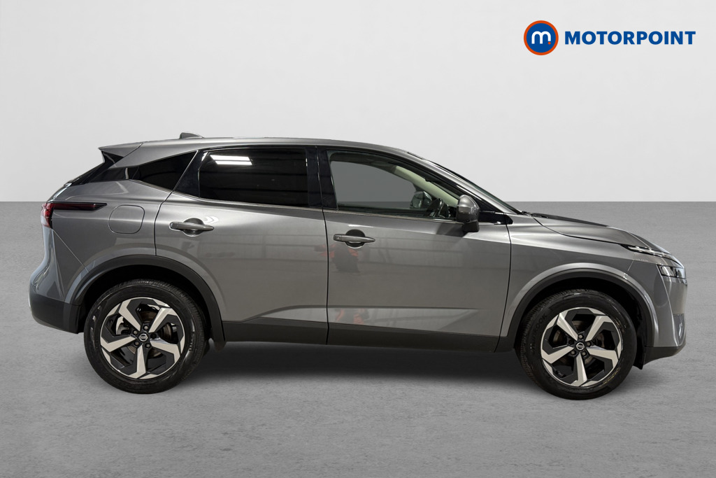 Nissan Qashqai N-Connecta Automatic Petrol SUV - Stock Number (1573529) - Drivers side