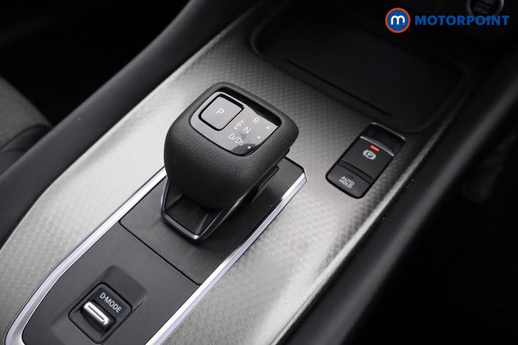 Nissan Qashqai N-Connecta Automatic Petrol SUV - Stock Number (1573547) - 11th supplementary image