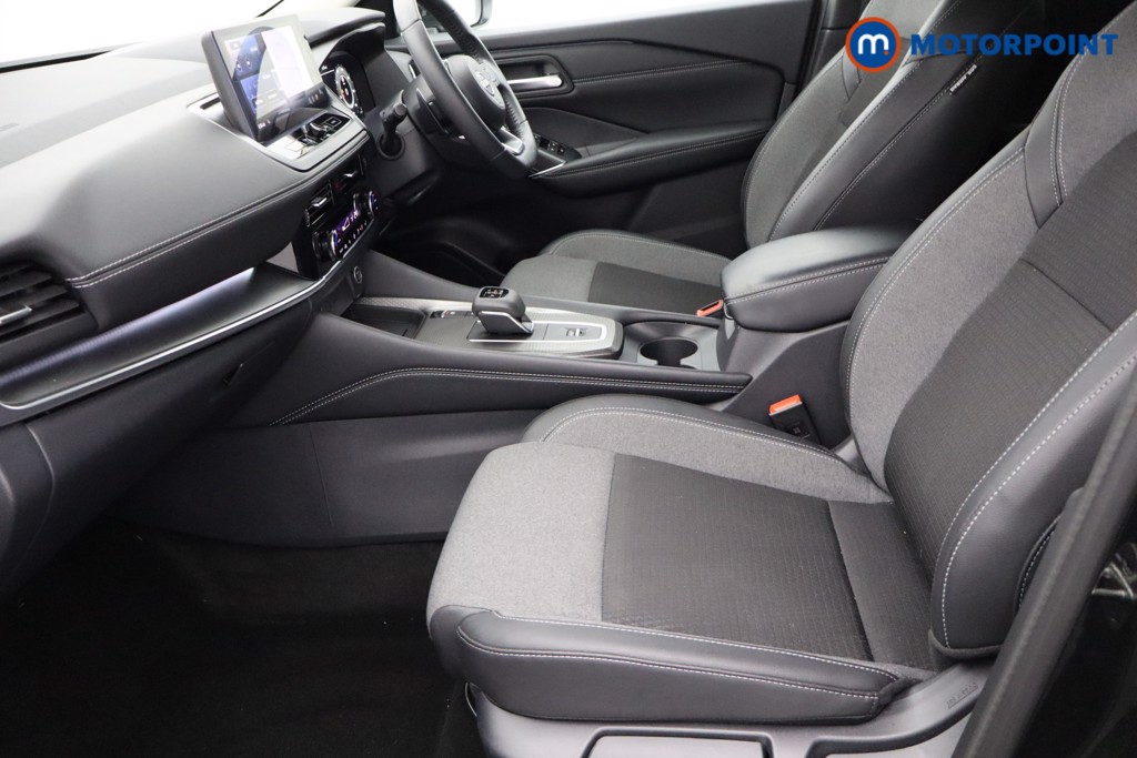 Nissan Qashqai N-Connecta Automatic Petrol SUV - Stock Number (1573547) - 21st supplementary image