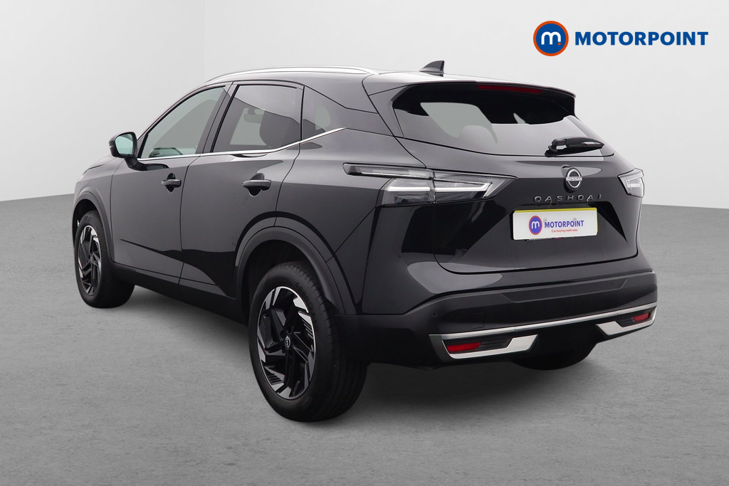 Nissan Qashqai N-Connecta Automatic Petrol SUV - Stock Number (1573547) - Passenger side rear corner