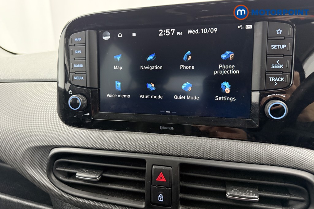 Hyundai I10 Advance Automatic Petrol Hatchback - Stock Number (1573860) - 7th supplementary image