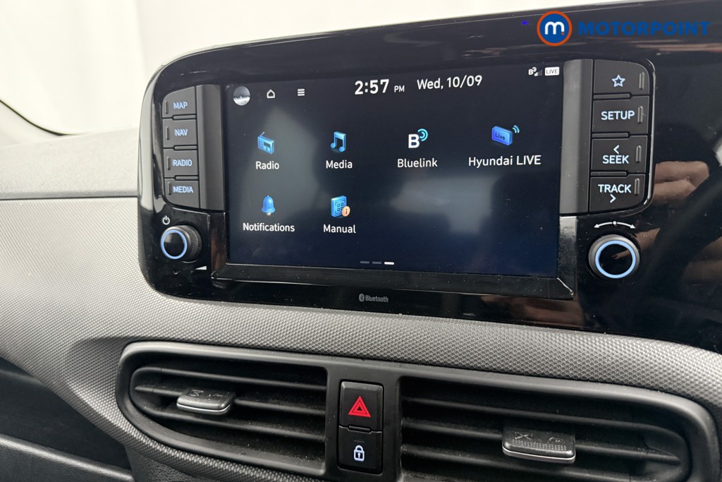 Hyundai I10 Advance Automatic Petrol Hatchback - Stock Number (1573860) - 8th supplementary image