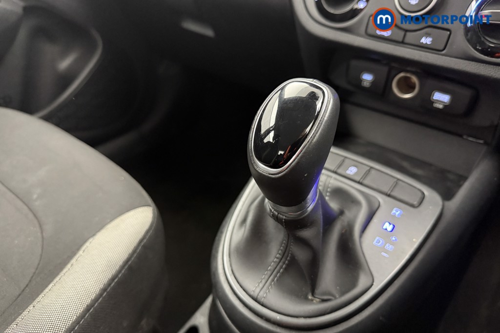 Hyundai I10 Advance Automatic Petrol Hatchback - Stock Number (1573860) - 15th supplementary image