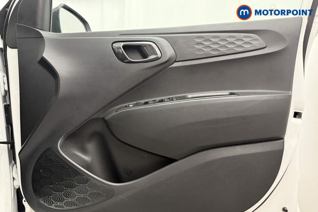 Hyundai I10 Advance Automatic Petrol Hatchback - Stock Number (1573860) - 18th supplementary image