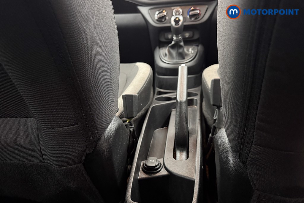 Hyundai I10 Advance Automatic Petrol Hatchback - Stock Number (1573860) - 23rd supplementary image
