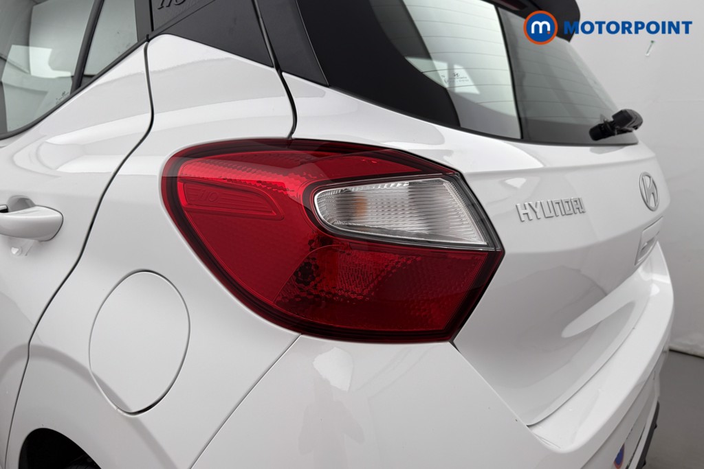 Hyundai I10 Advance Automatic Petrol Hatchback - Stock Number (1573860) - 27th supplementary image