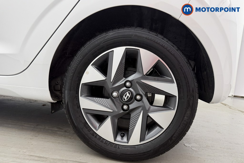 Hyundai I10 Advance Automatic Petrol Hatchback - Stock Number (1573860) - 32nd supplementary image