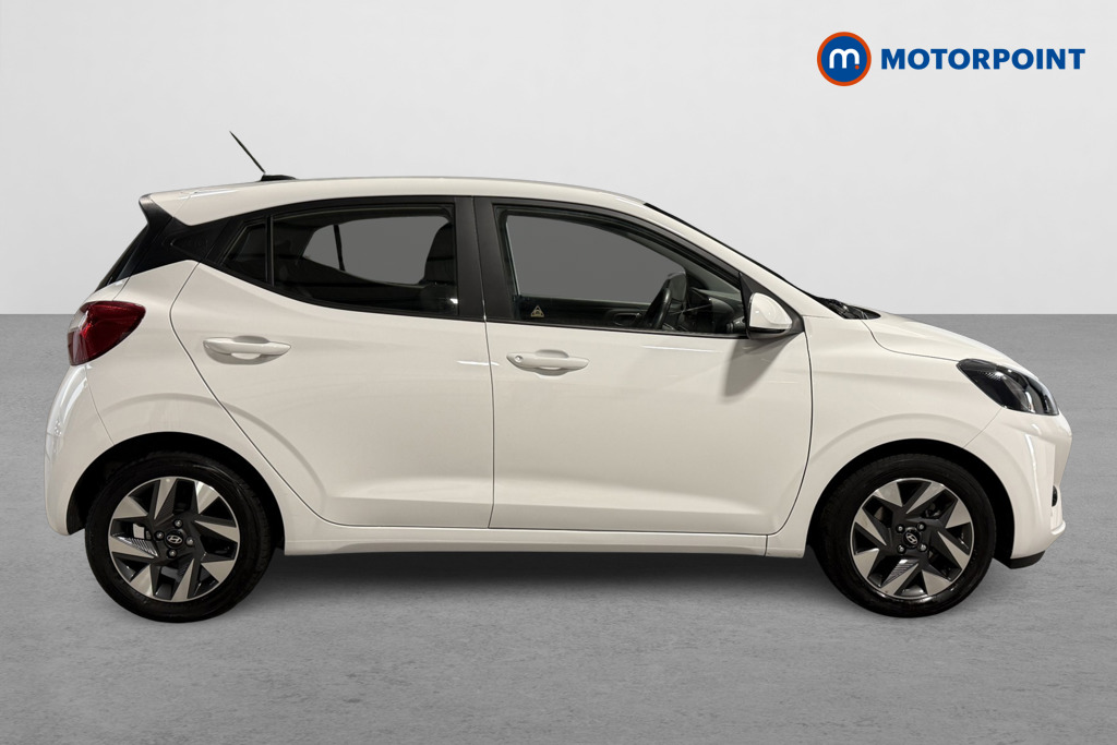 Hyundai I10 Advance Automatic Petrol Hatchback - Stock Number (1573860) - Drivers side