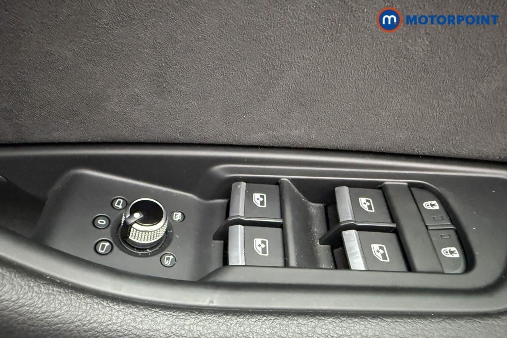 Audi A4 Black Edition Automatic Petrol Saloon - Stock Number (1574000) - 22nd supplementary image