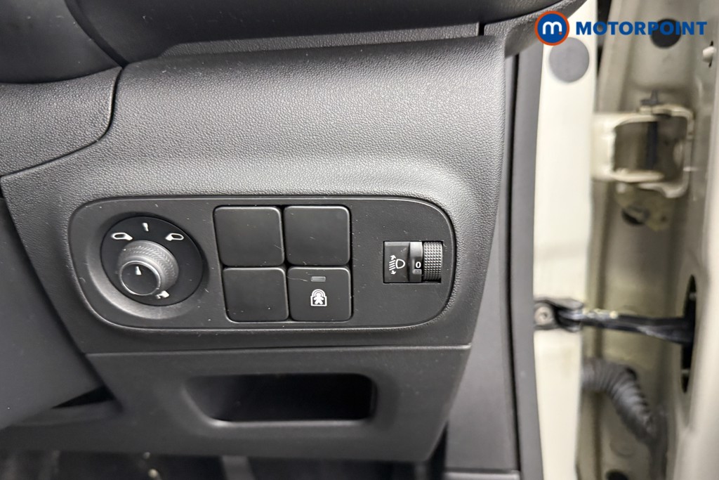Citroen C3 Shine Plus Manual Diesel Hatchback - Stock Number (1574176) - 15th supplementary image