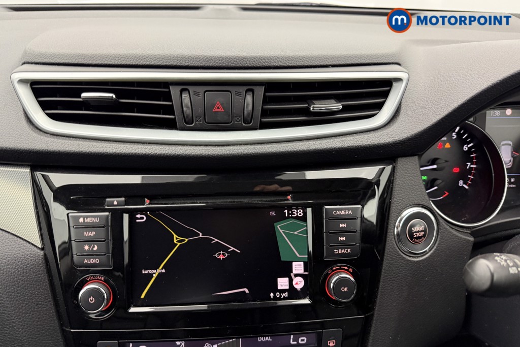 Nissan Qashqai N-Motion Manual Petrol SUV - Stock Number (1574287) - 2nd supplementary image