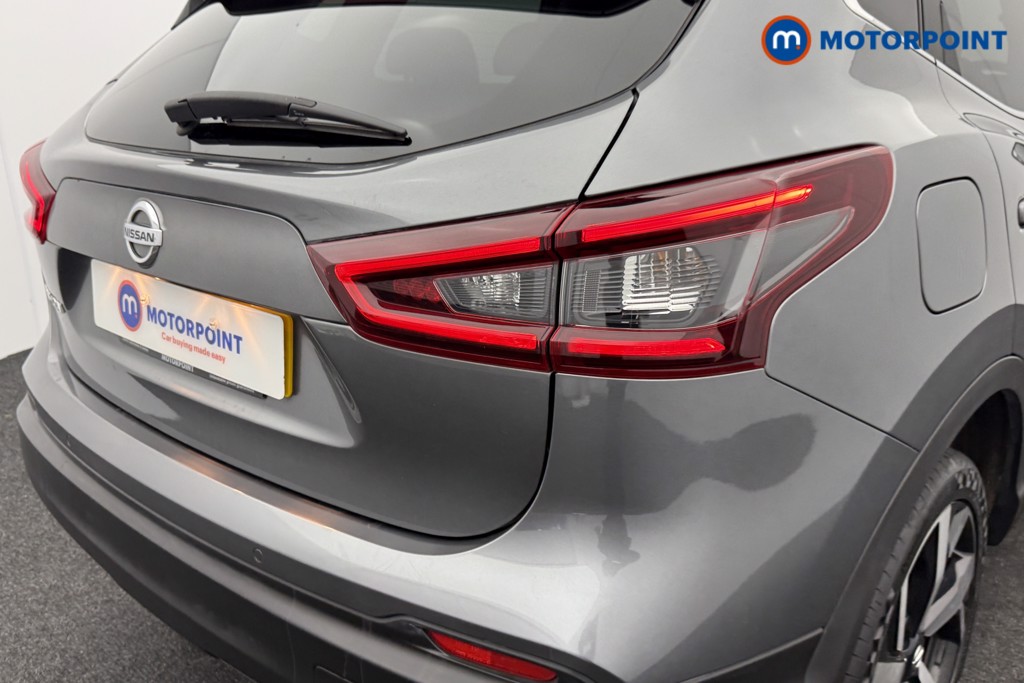 Nissan Qashqai N-Motion Manual Petrol SUV - Stock Number (1574287) - 26th supplementary image