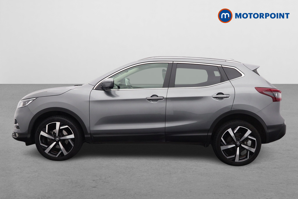Nissan Qashqai N-Motion Manual Petrol SUV - Stock Number (1574287) - Passenger side
