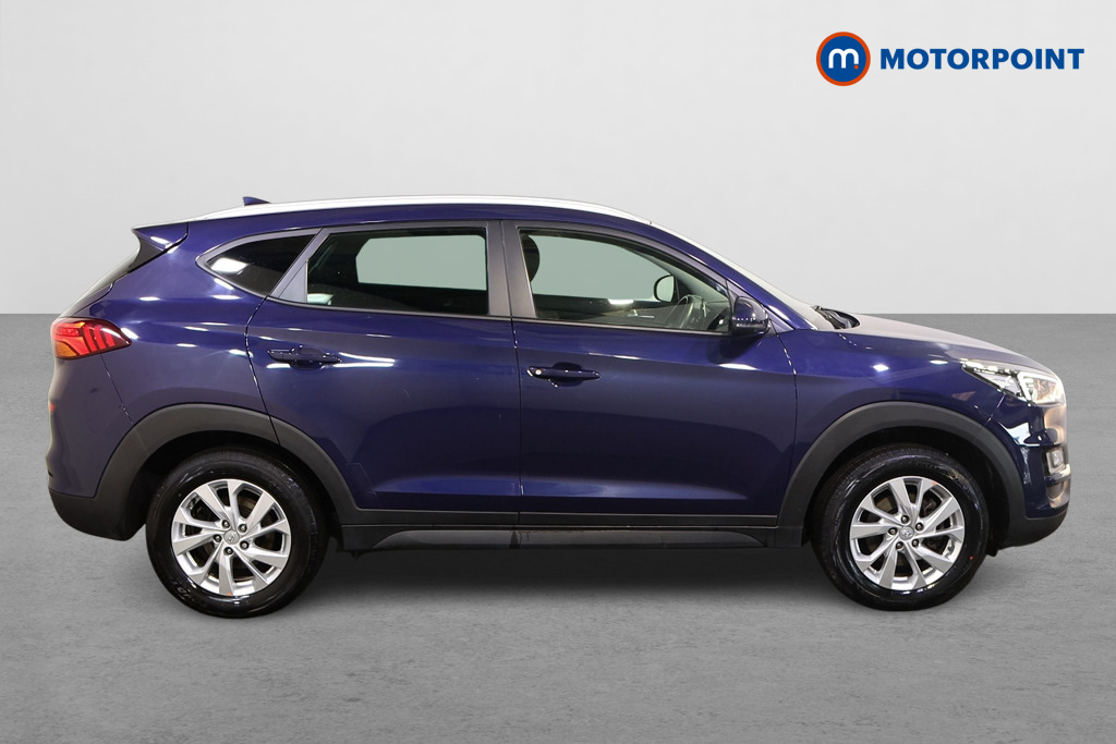 Hyundai Tucson Se Nav Manual Petrol SUV - Stock Number (1574301) - Drivers side