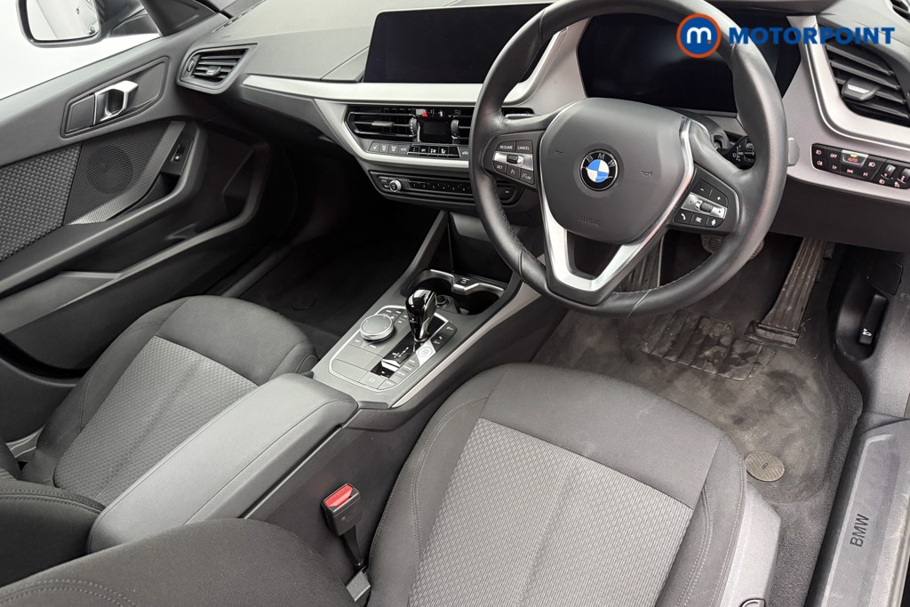 BMW 1 Series SE Automatic Petrol Hatchback - Stock Number (1574311) - 1st supplementary image